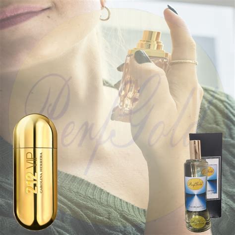 perfume dourado - perfume versace feminino